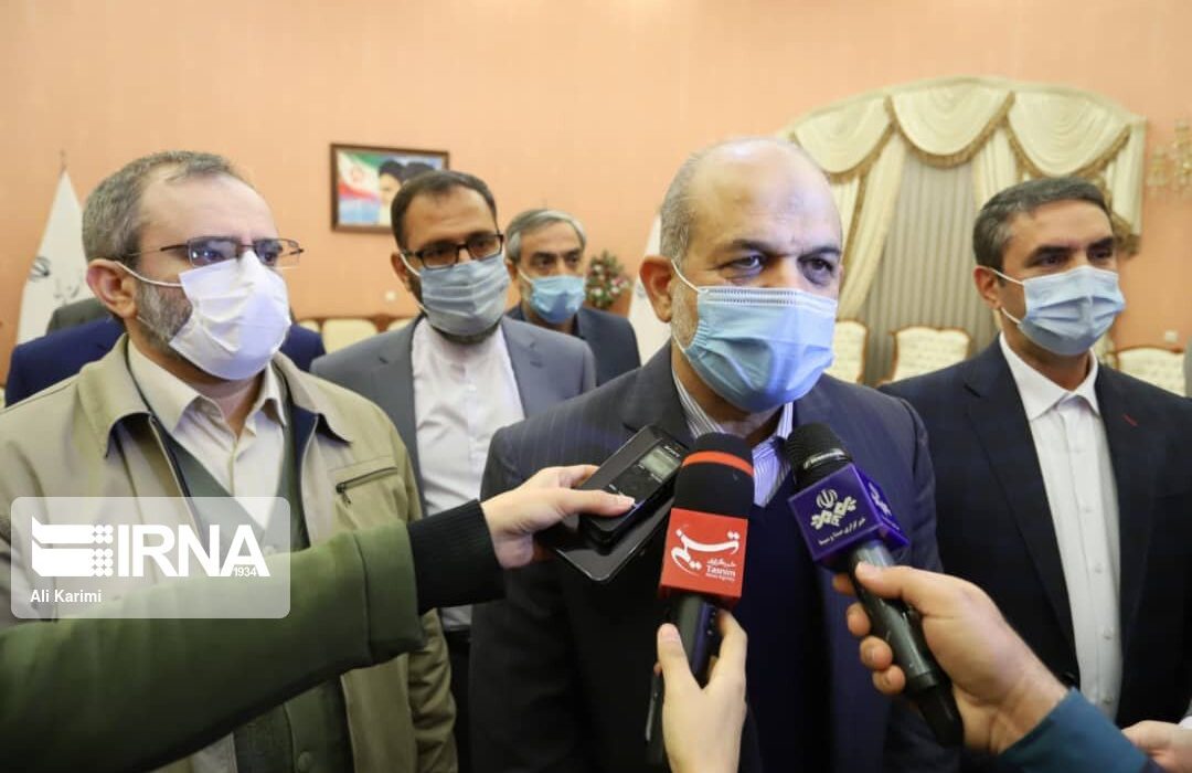 تمامی رده های مدیریتی در کشور وقت خود را صرف رفع مشکلات مردم کنند