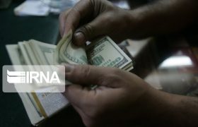 فروکش کردن نوسان‌های بازار ارز با اخذ مالیات از بازار قاچاق