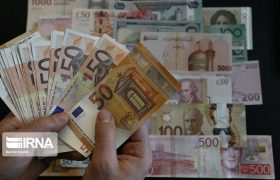 ارز ۴۲۰۰ تومانی، ایجاد رانت گسترده و ضربه به تولید داخل را به دنبال داشت