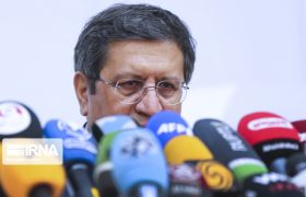 اشتباه همتی درباره حجم صادرات نفت و درآمد ارزی کشور