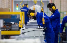 عقب‌افتادگی‌های دستمزد کارگران در شورای عالی کار بررسی شد