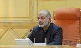 مسئولان باید از لاک اداری خارج شوند