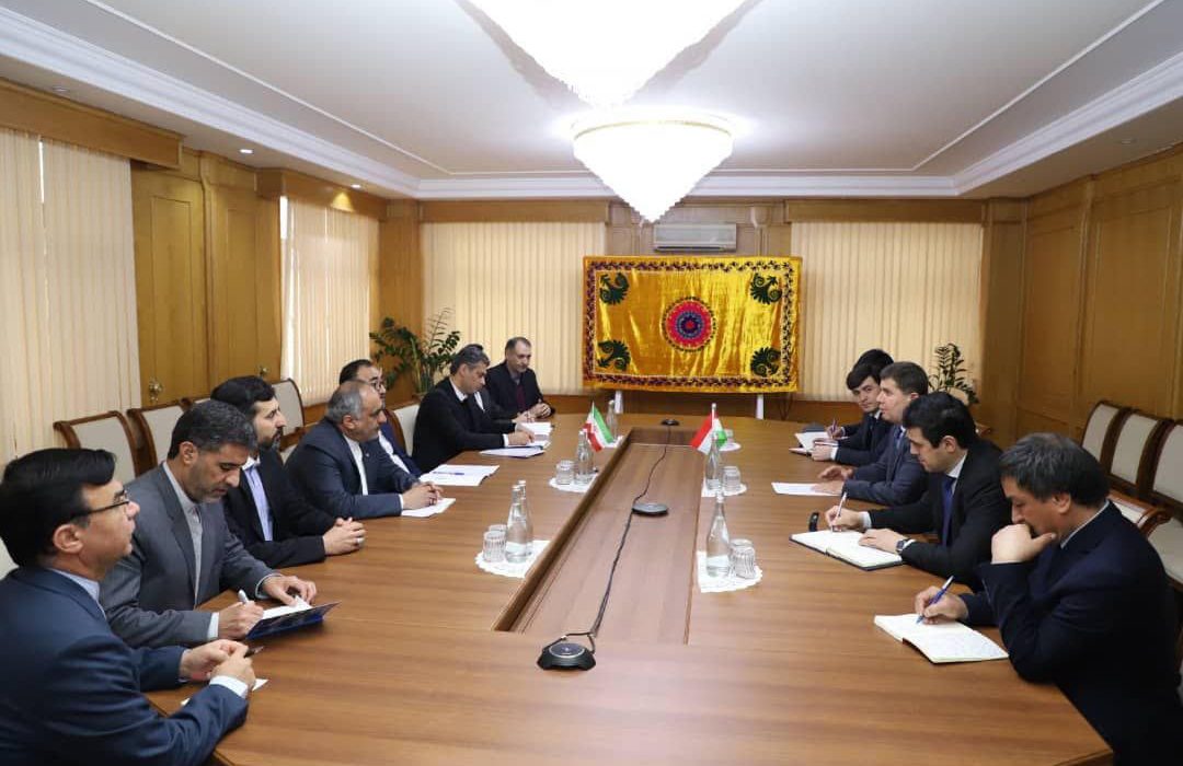 حمایت استان خراسان از برنامه تبدیل شدن تاجیکستان به هاب آسیای مرکزی برای صادرات و واردات