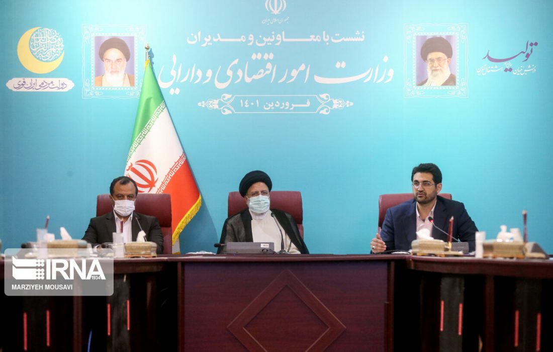 عزم جدی دولت برای حذف امضاهای طلایی و رفع تعارض منافع