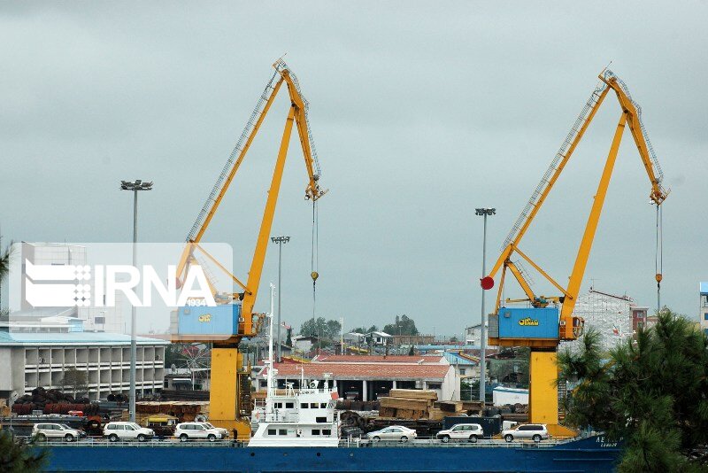 رشد ۵۳ درصدی تجارت ایران و عمان