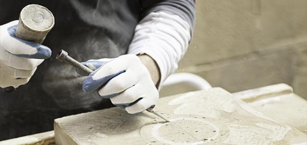 نبود بازارچه فروش محصولات سنگ و هنر سنگ‌تراشی در مشهد