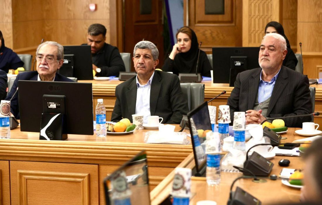 نشست مشترک خزانه‌داران و مدیران مالی اتاق‌های بازرگانی، صنایع، معادن و کشاورزی سراسر کشور